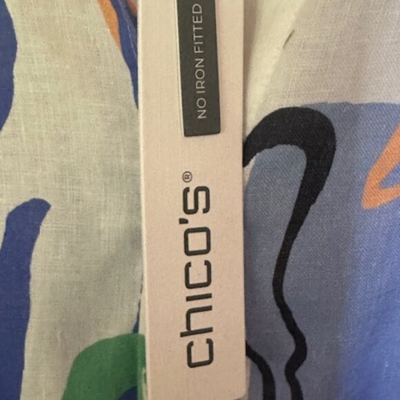 Chico's No-Iron Linen Button Front Blouse with cute summery print - Picture 6 of 9